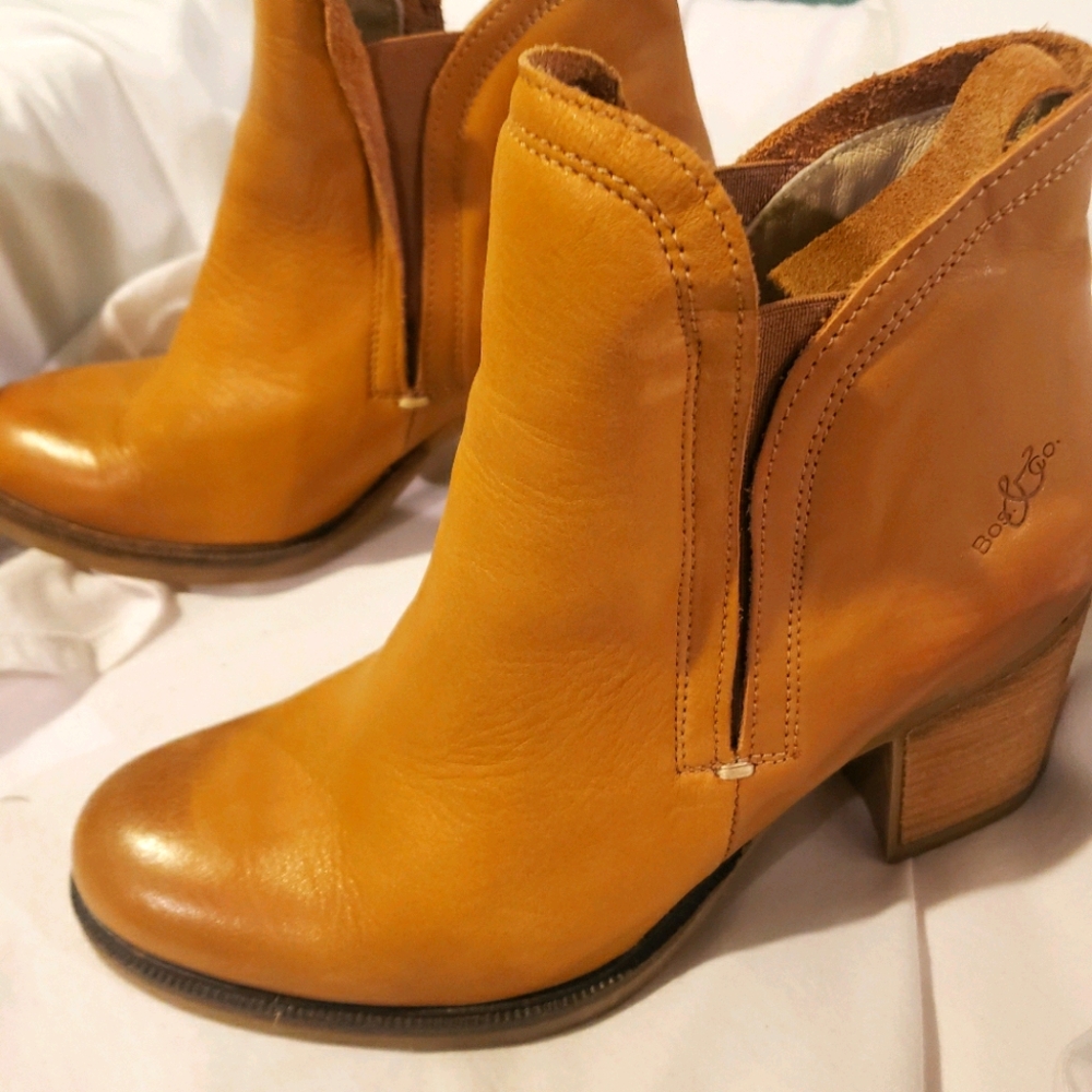 Bos & Co Leather Ankle Boots